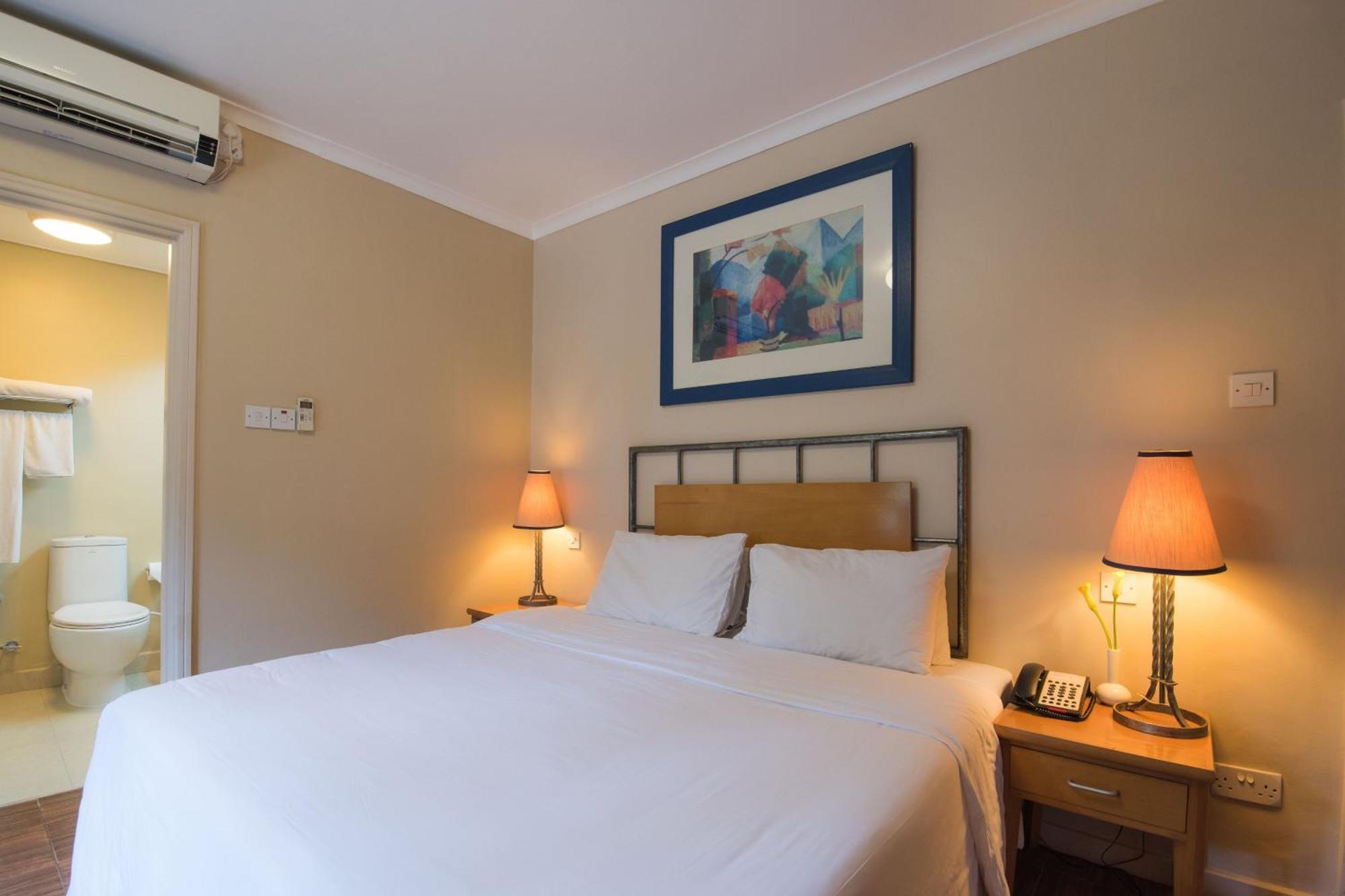 Protea Hotel By Marriott Dar Es Salaam Oyster Bay Экстерьер фото